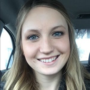 Meet your Posher, Mckenzie